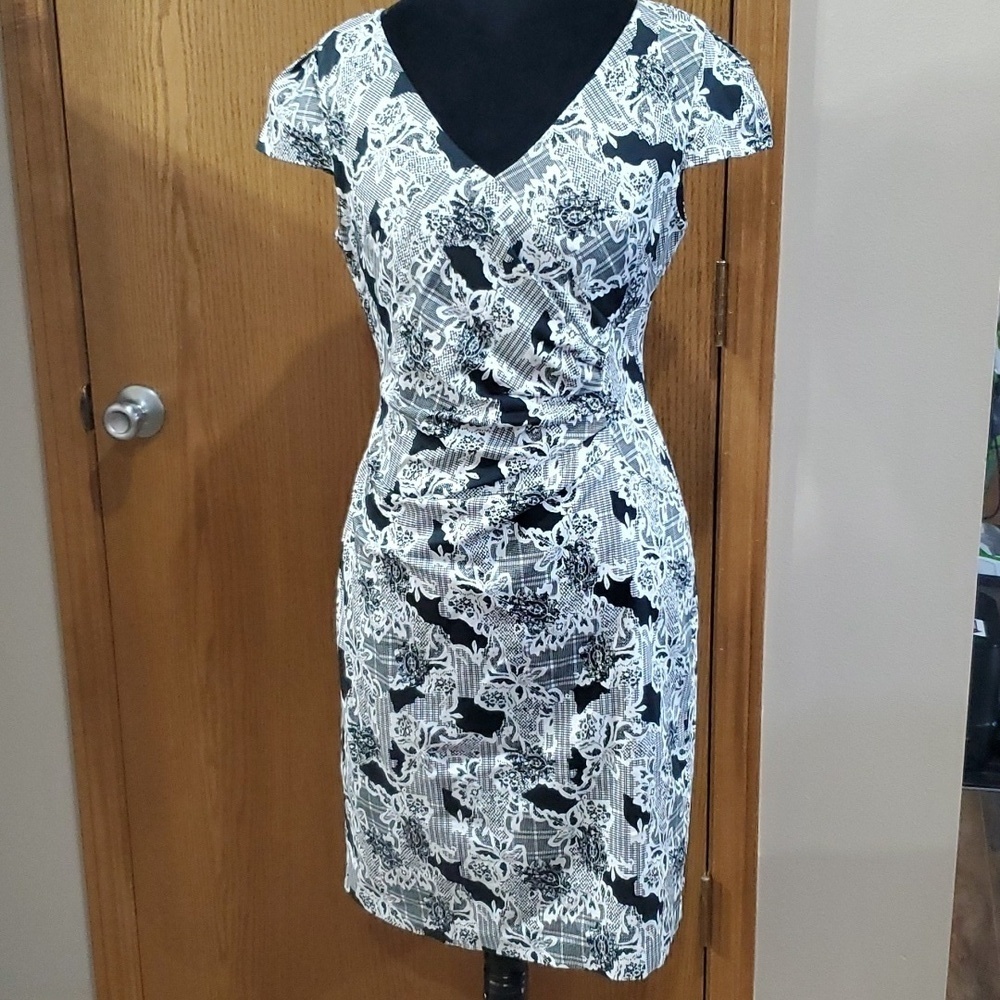 Modcloth floral black white graphic pattern dress